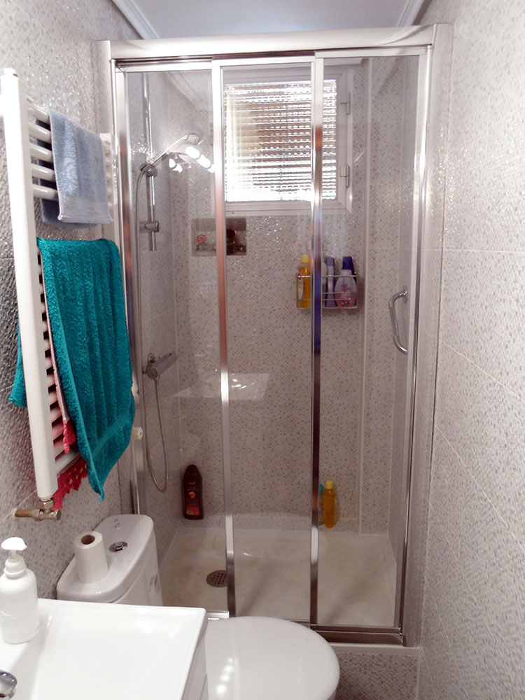 Instalacion de mampara para ducha